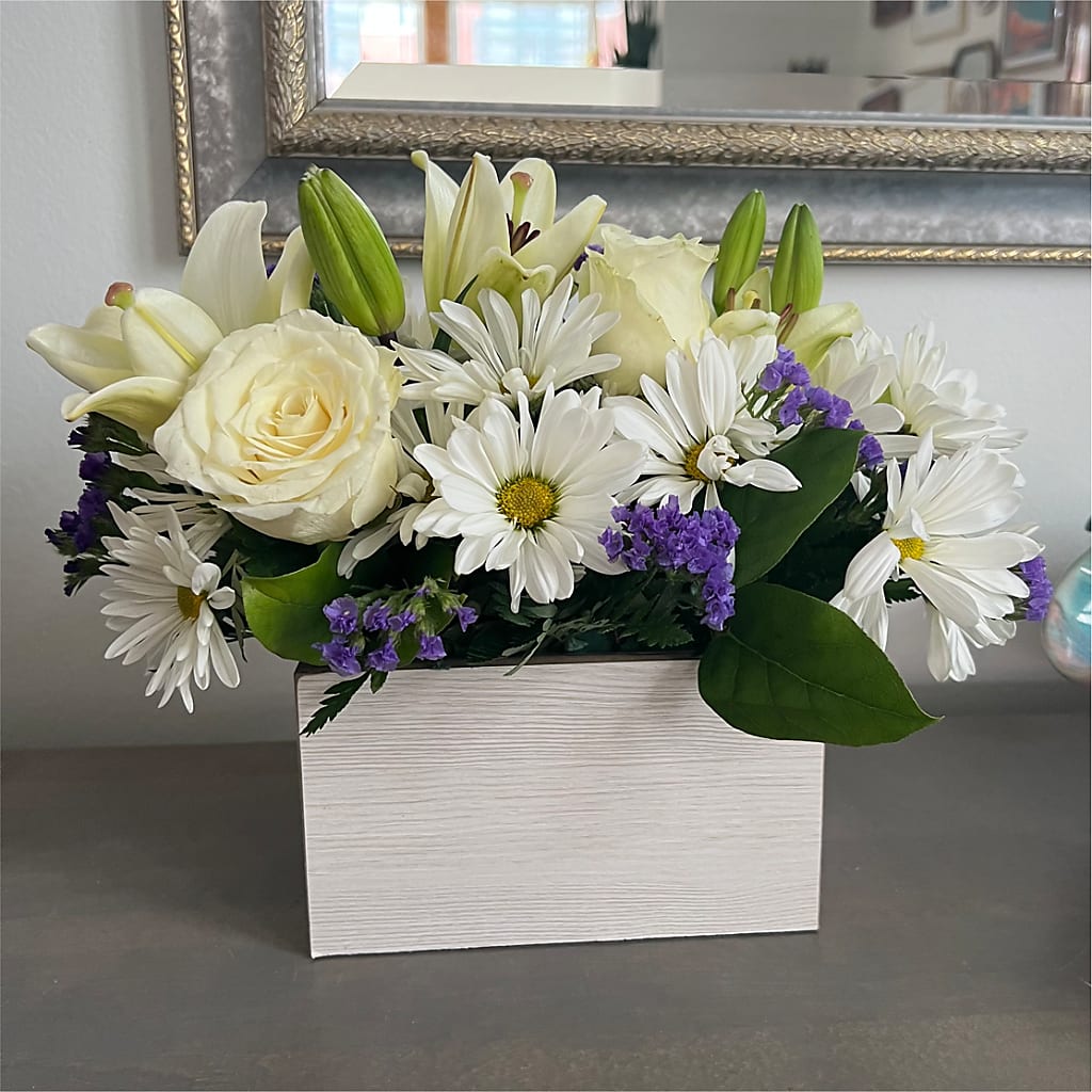 Beyond Blue Box Bouquet – Laurie Clark Designs, Thamesville ON