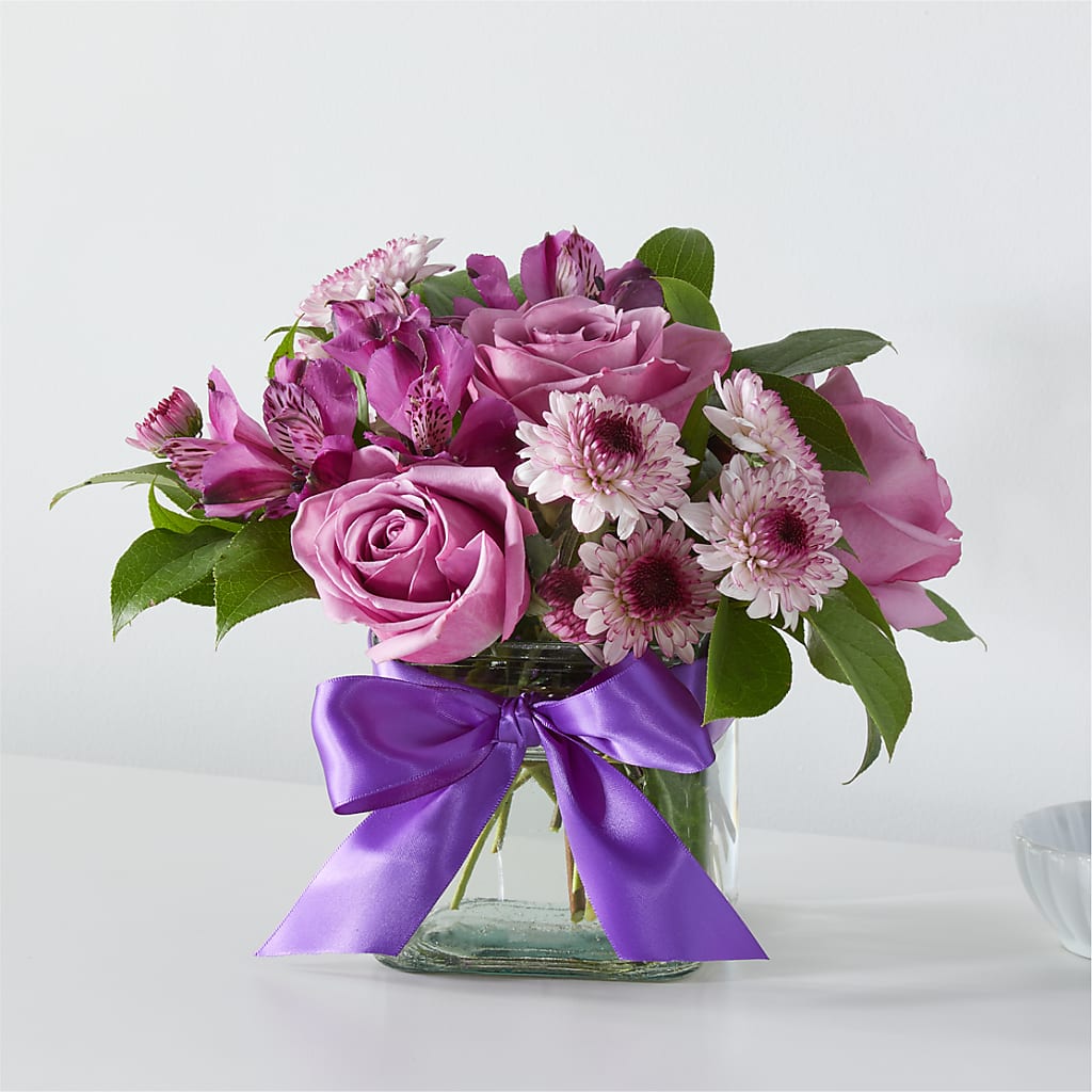 Sugarplum Bouquet – Laurie Clark Designs, Thamesville ON