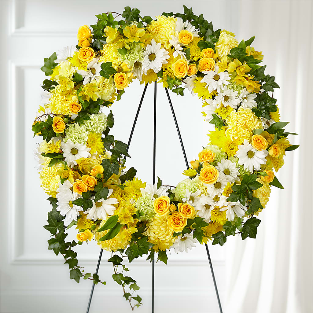 Golden Remembrance Wreath – Laurie Clark Designs, Thamesville ON