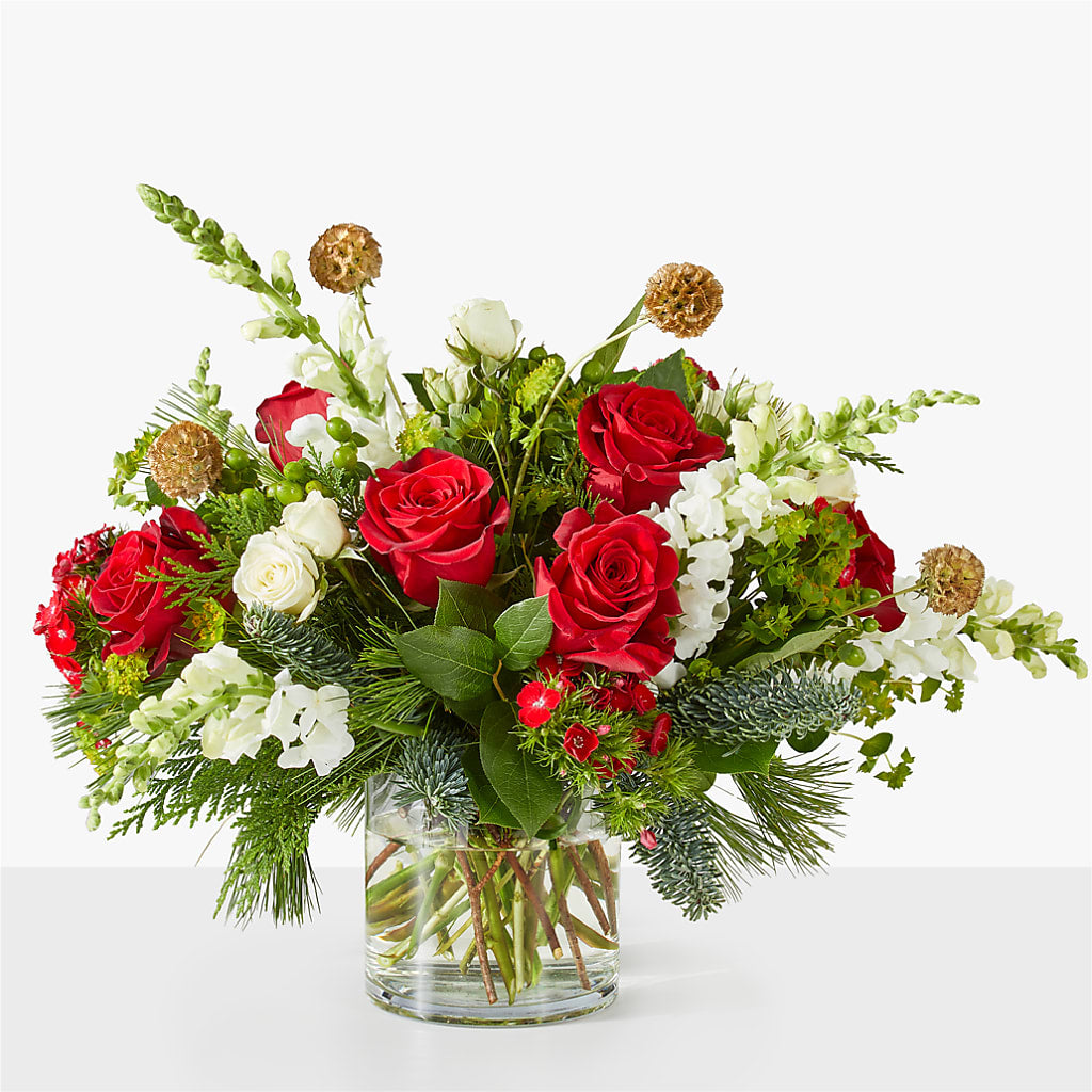 Deck the Halls Bouquet – Laurie Clark Designs, Thamesville ON