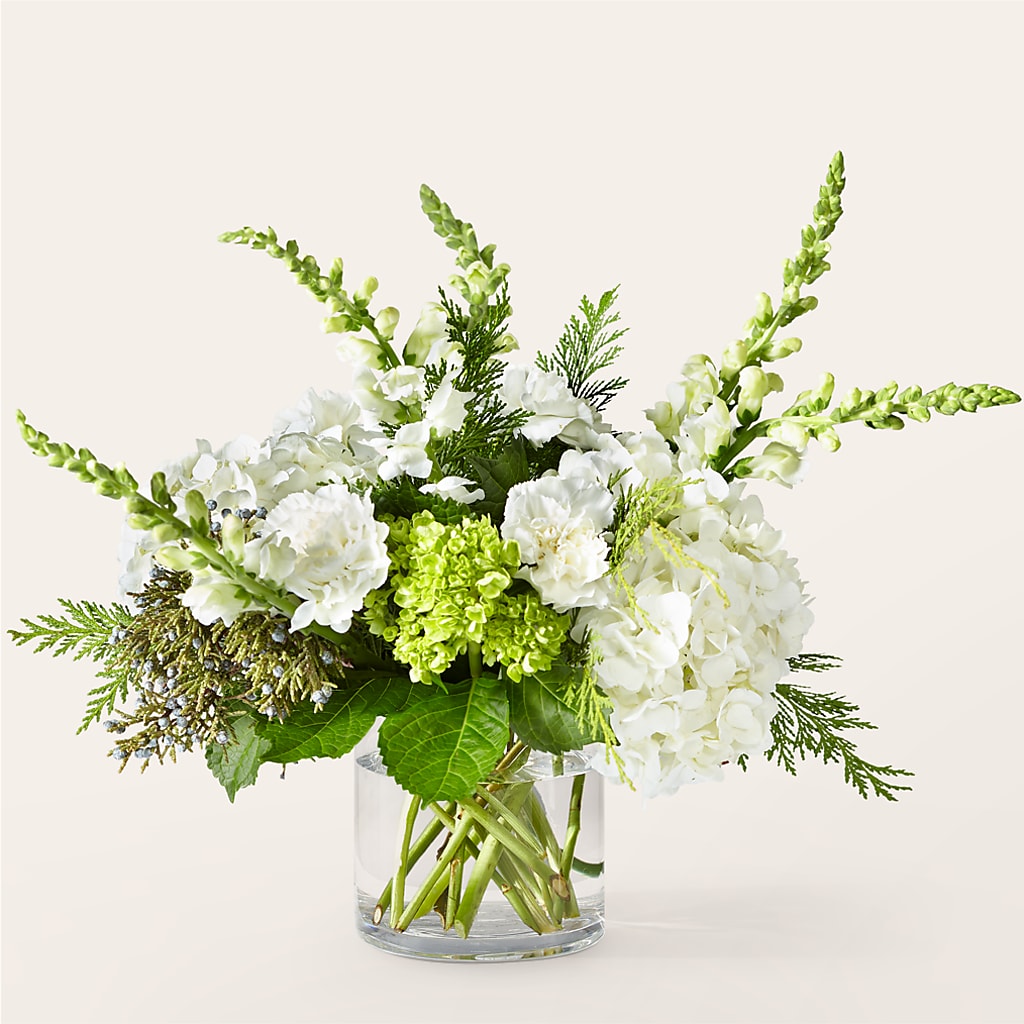 Marshmallows on Top Bouquet – Laurie Clark Designs, Thamesville ON