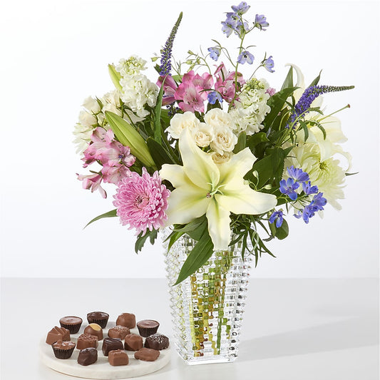 Winter Celebration Bouquet –  Laurie Clark Designs, Thamesville ON