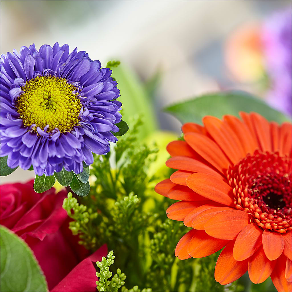 Bold & Bright – A Florist Original –  Laurie Clark Designs, Thamesville ON
