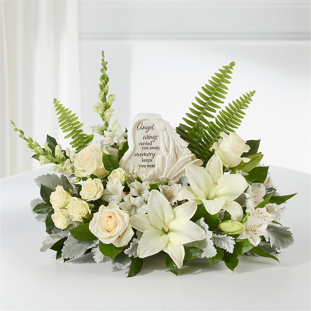 Holding You Close Arrangement –  Laurie Clark Designs, Thamesville ON