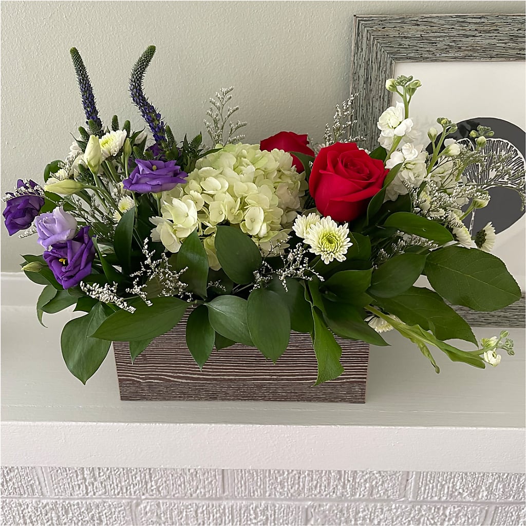 Sweet Magnolia Bouquet –  Laurie Clark Designs, Thamesville ON