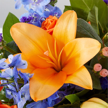 Radiant Citrus Box Bouquet –  Laurie Clark Designs, Thamesville ON