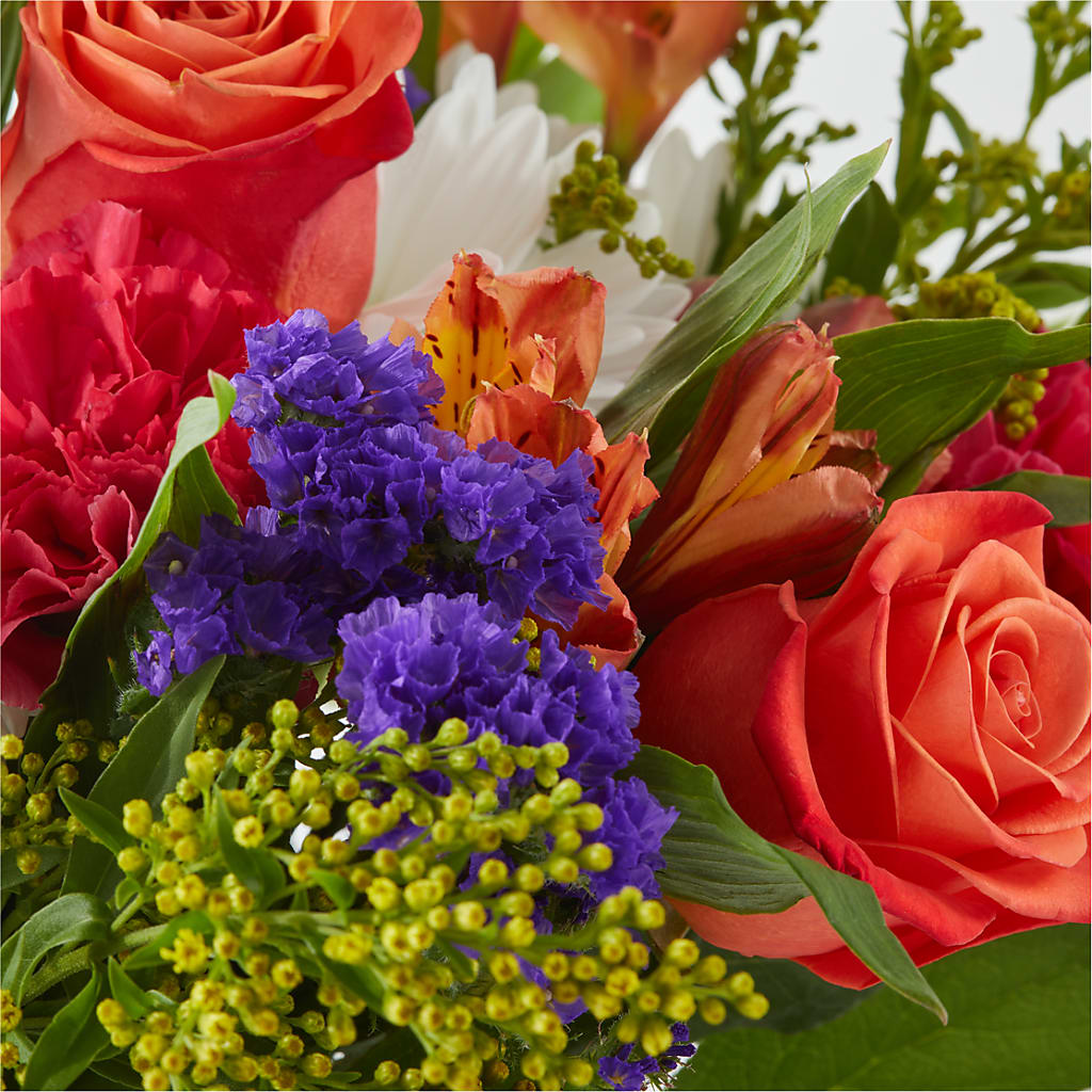 Oopsie Daisy Bouquet –  Laurie Clark Designs, Thamesville ON