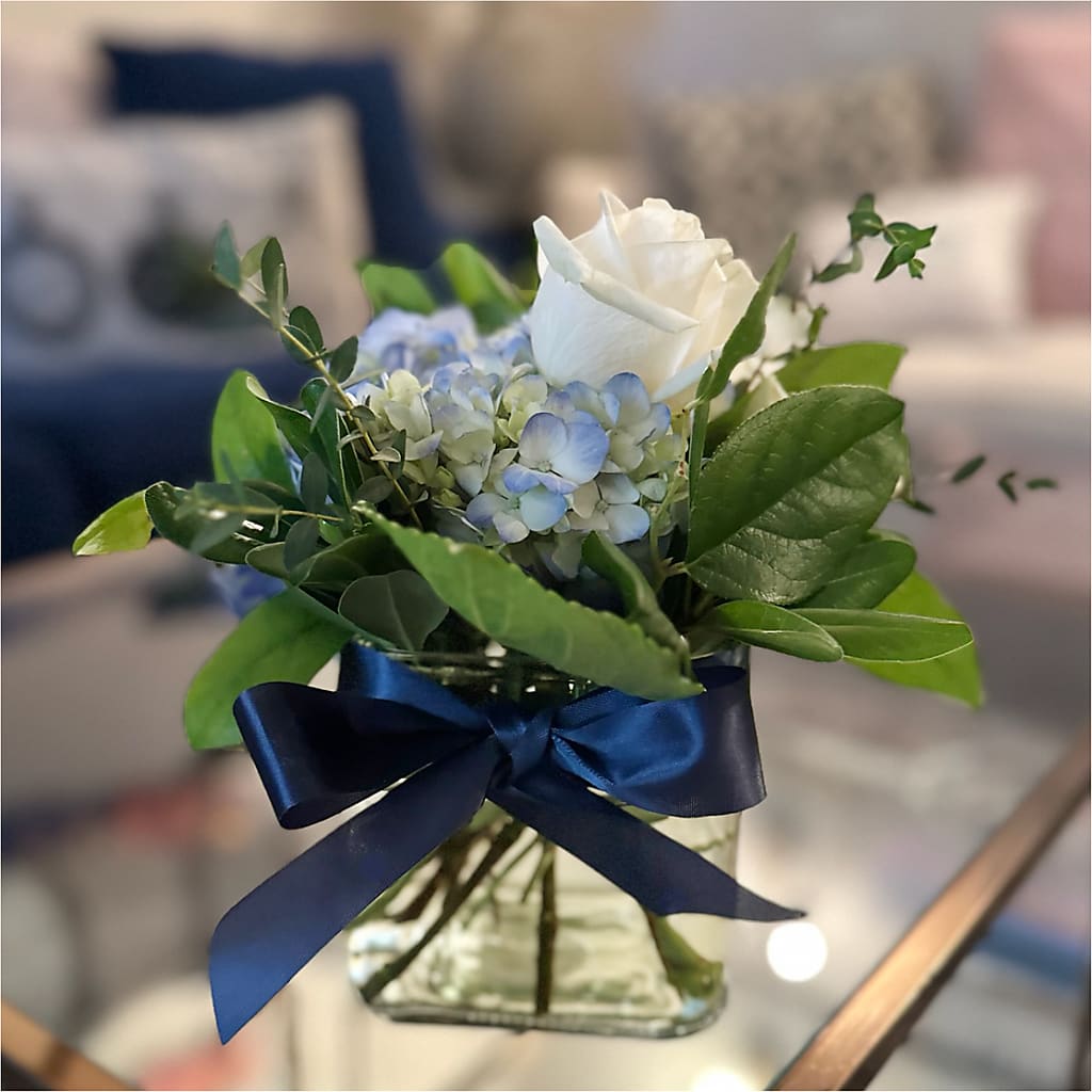 Sky Blue Delight Bouquet –  Laurie Clark Designs, Thamesville ON