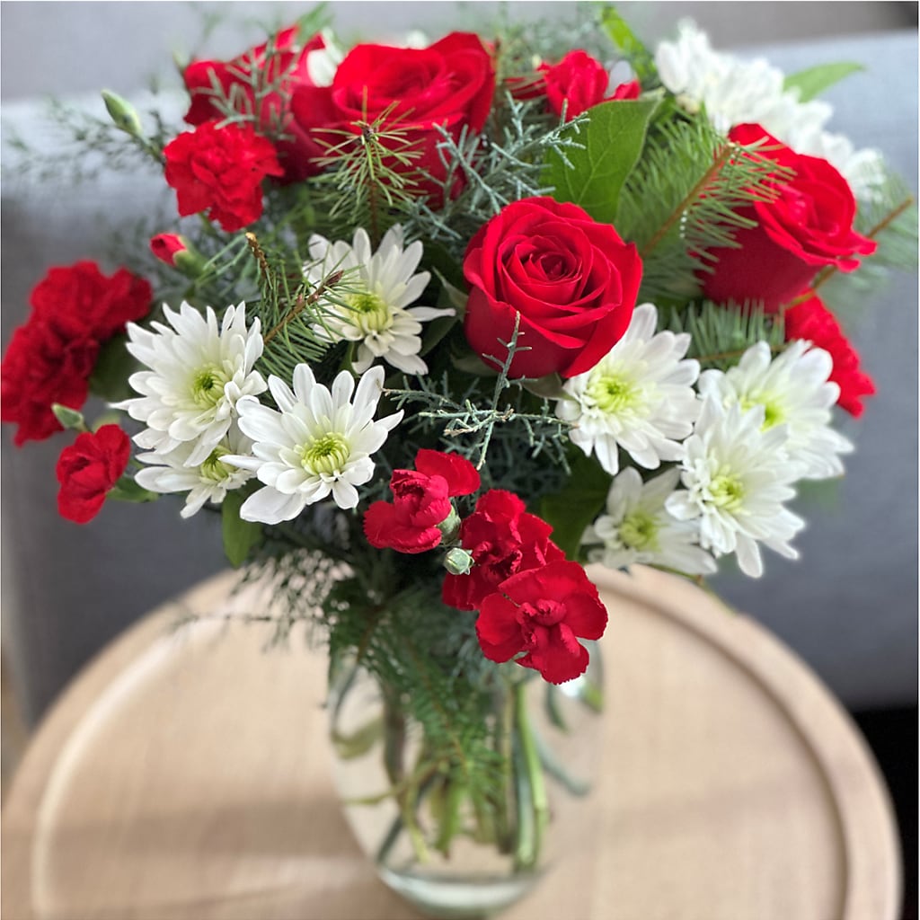 Seasonal Magic Bouquet –  Laurie Clark Designs, Thamesville ON