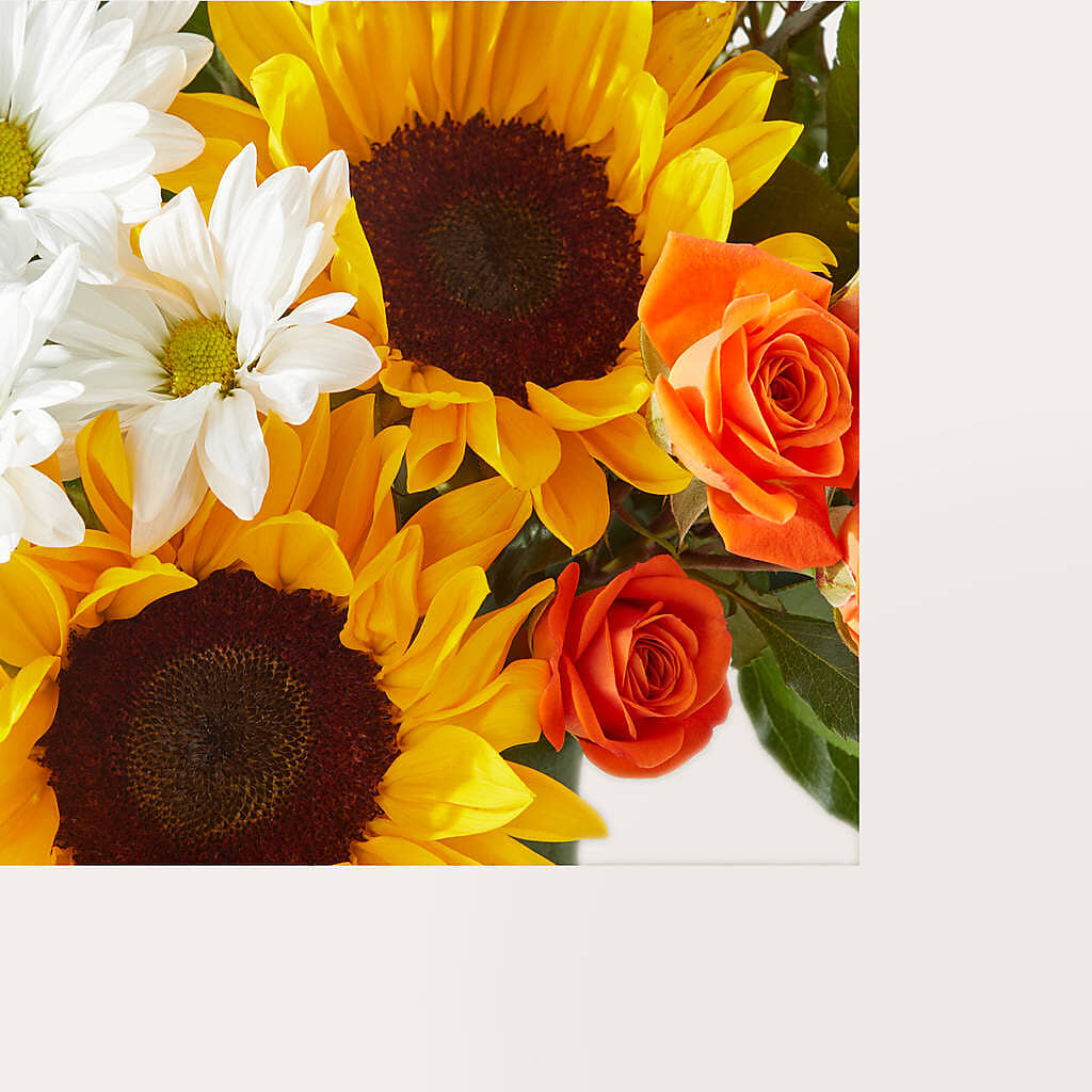 Sun-drenched Blooms Box Bouquet –  Laurie Clark Designs, Thamesville ON