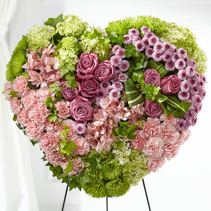 Heartwarming Standing Heart –  Laurie Clark Designs, Thamesville ON