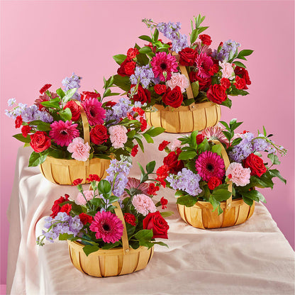 Pink Picnic Basket –  Laurie Clark Designs, Thamesville ON