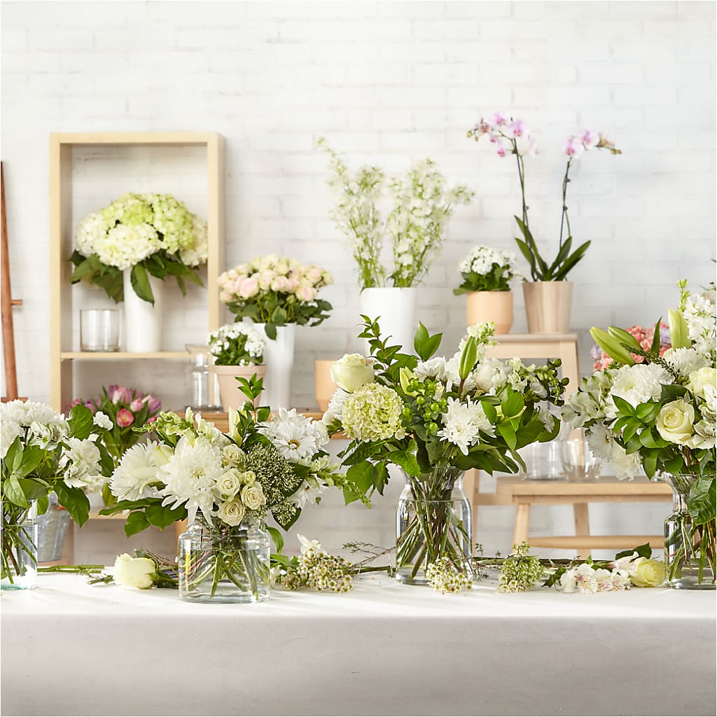 Classic Ivory – A Florist Original –  Laurie Clark Designs, Thamesville ON