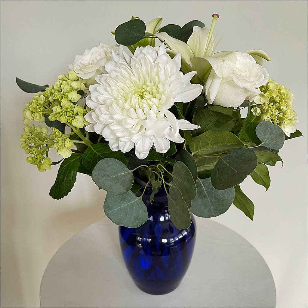 Snowy Dreams Bouquet –  Laurie Clark Designs, Thamesville ON