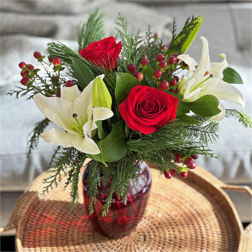 Evergreen Delight Bouquet –  Laurie Clark Designs, Thamesville ON