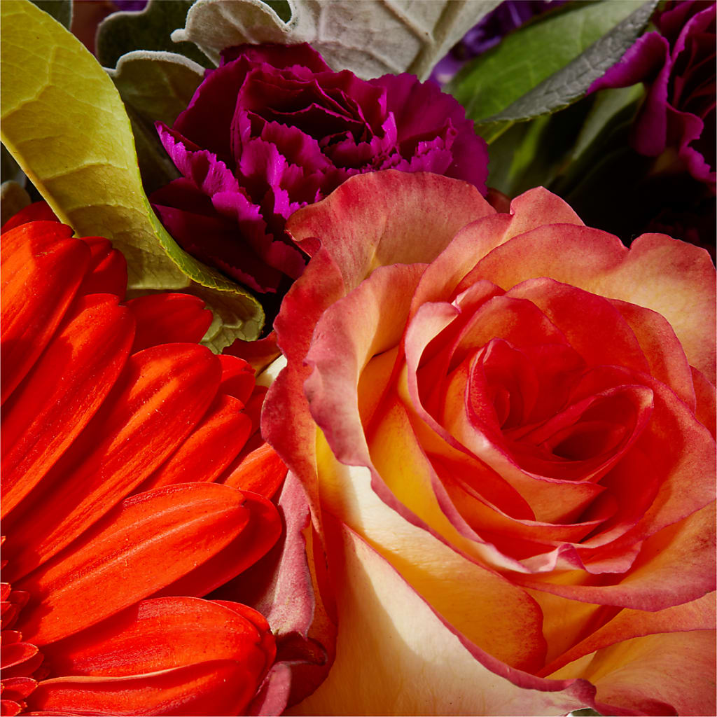 Sangria Bouquet –  Laurie Clark Designs, Thamesville ON