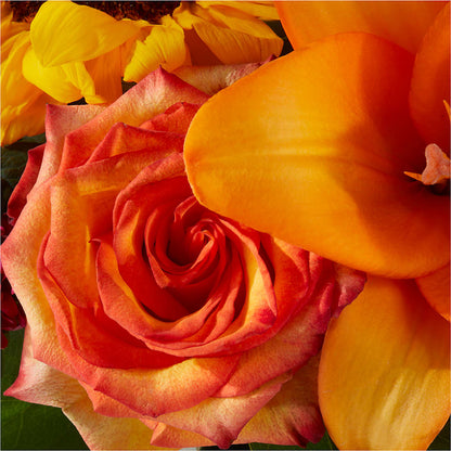 Grateful Centerpiece –  Laurie Clark Designs, Thamesville ON