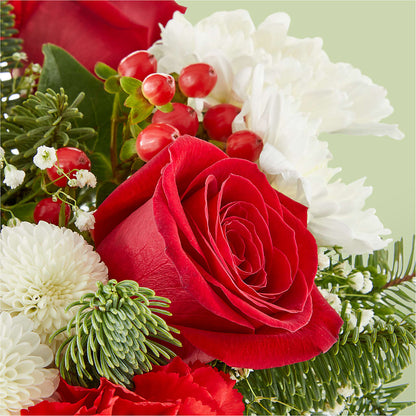 Chance of Flurries Bouquet –  Laurie Clark Designs, Thamesville ON
