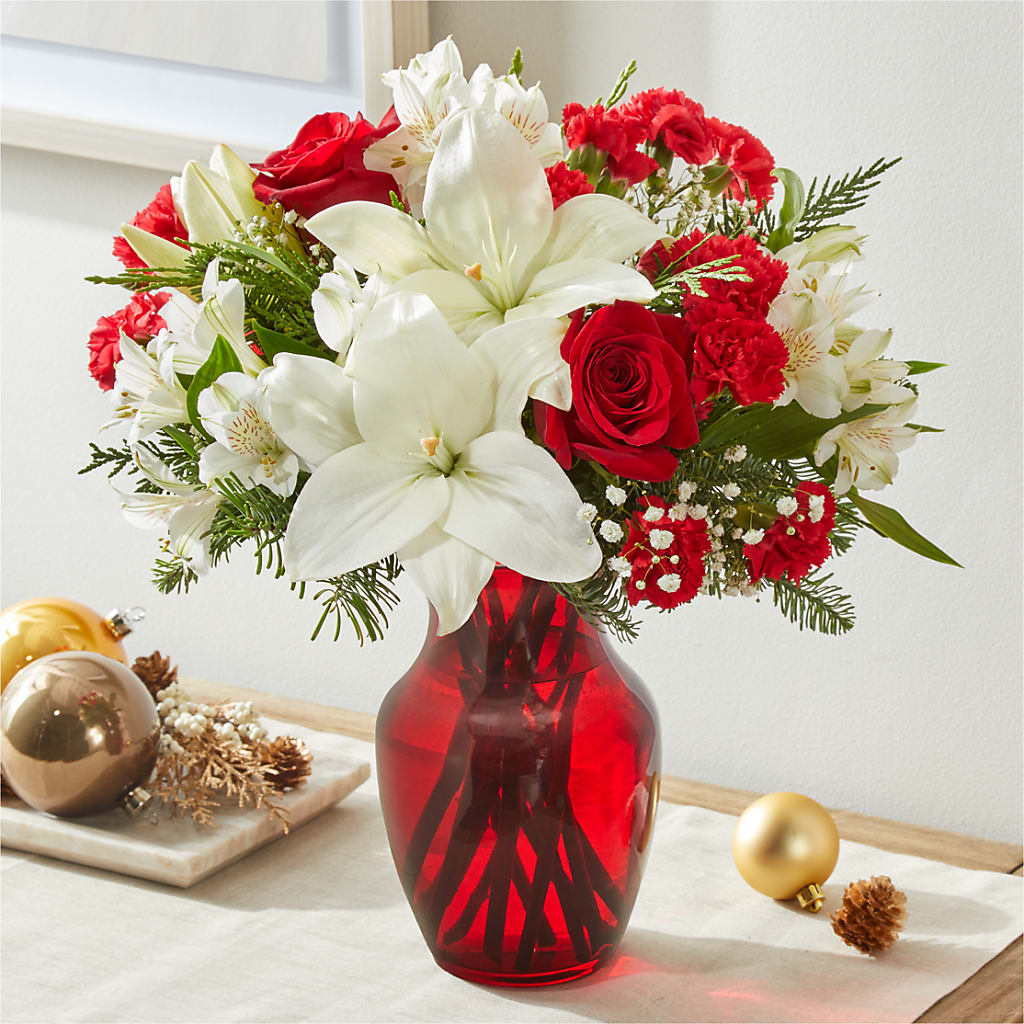 Holiday Season Bouquet –  Laurie Clark Designs, Thamesville ON