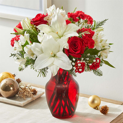Holiday Season Bouquet –  Laurie Clark Designs, Thamesville ON