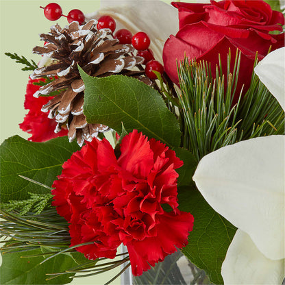 Glistening Icicles Bouquet –  Laurie Clark Designs, Thamesville ON