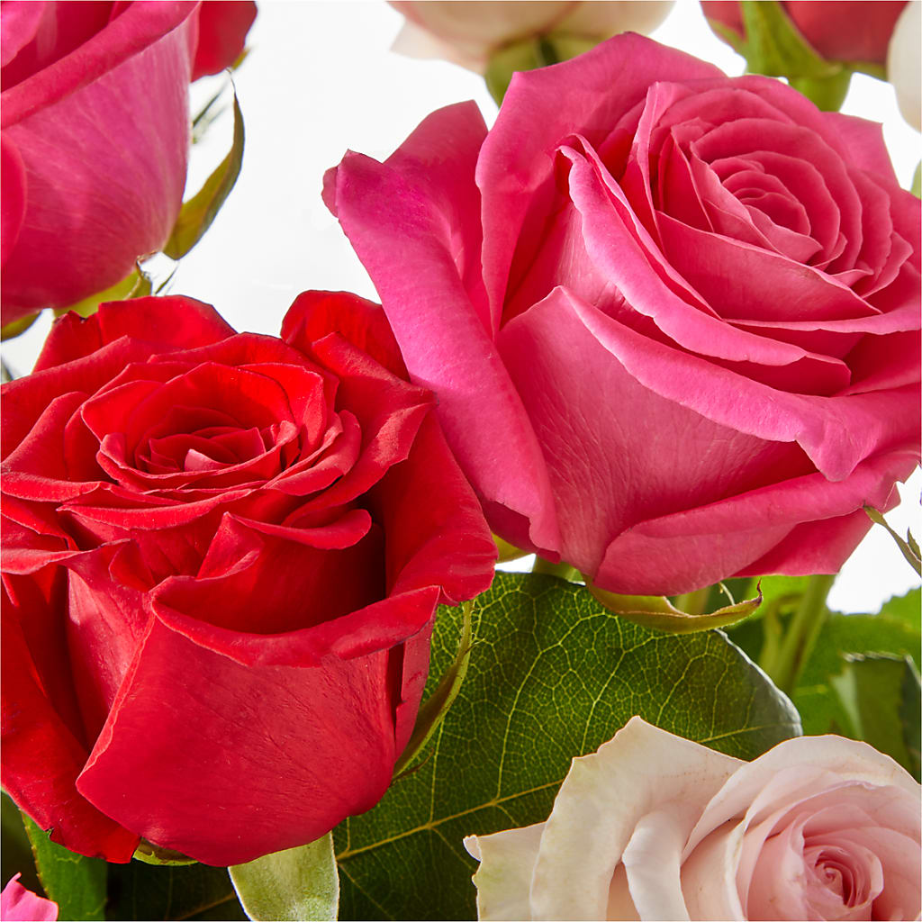 Charming Rose Bouquet –  Laurie Clark Designs, Thamesville ON
