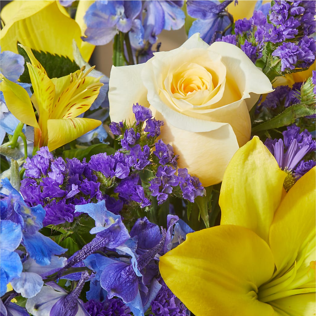Limoncello Bouquet –  Laurie Clark Designs, Thamesville ON
