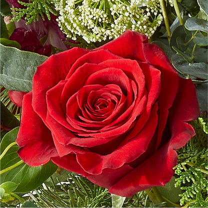 Cranberry Fizz Bouquet –  Laurie Clark Designs, Thamesville ON