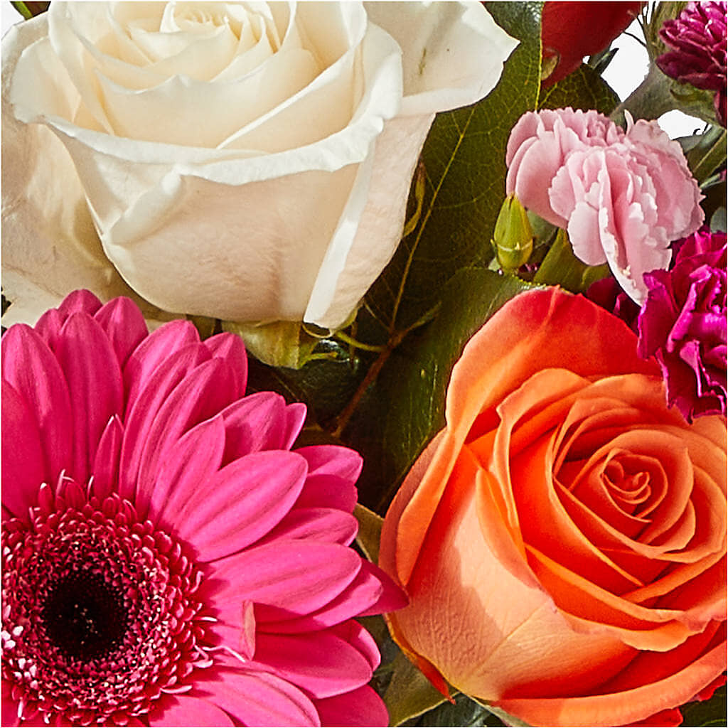 Smell the Roses Bouquet –  Laurie Clark Designs, Thamesville ON