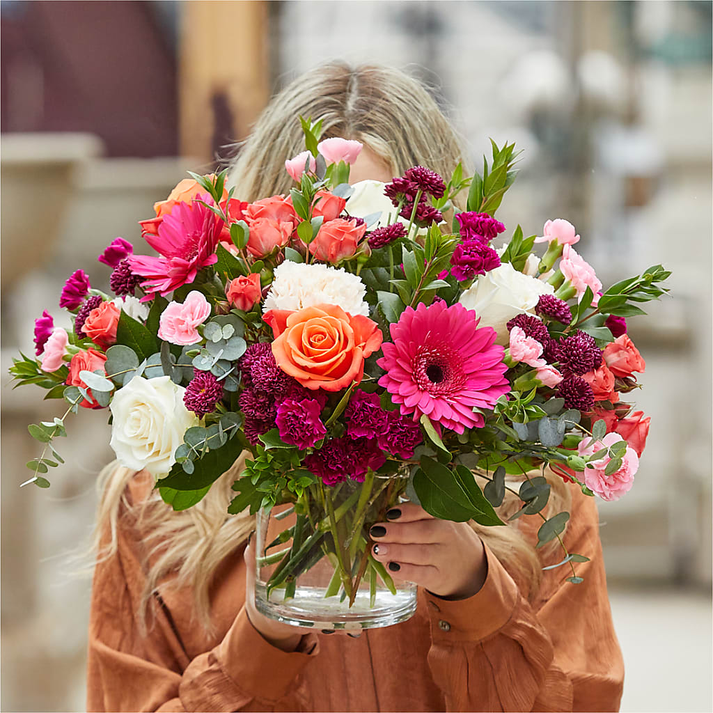 Smell the Roses Bouquet –  Laurie Clark Designs, Thamesville ON