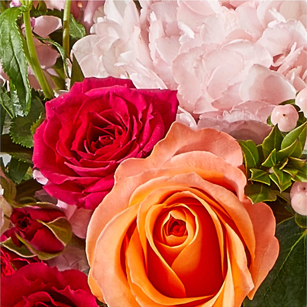 Glitz & Glam Bouquet –  Laurie Clark Designs, Thamesville ON