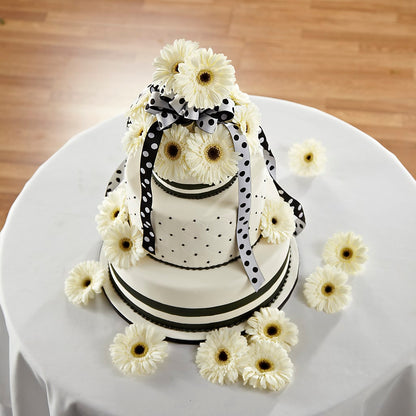 Simple Sophistication Cake Décor –  Laurie Clark Designs, Thamesville ON