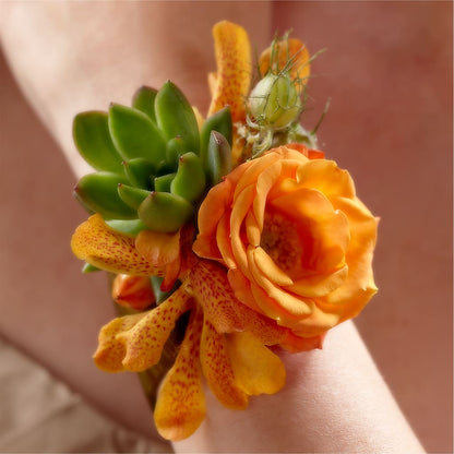 Irresistible Love Wrist Corsage –  Laurie Clark Designs, Thamesville ON